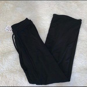 Brandy Melville yoga pants